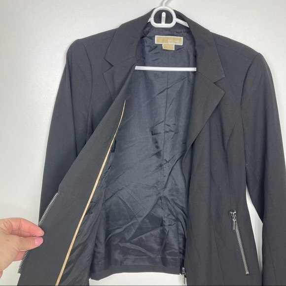 Michael Michael Kors Black Asymmetric Hem Zipper Blazer Size 6 - Picture 8 of 12